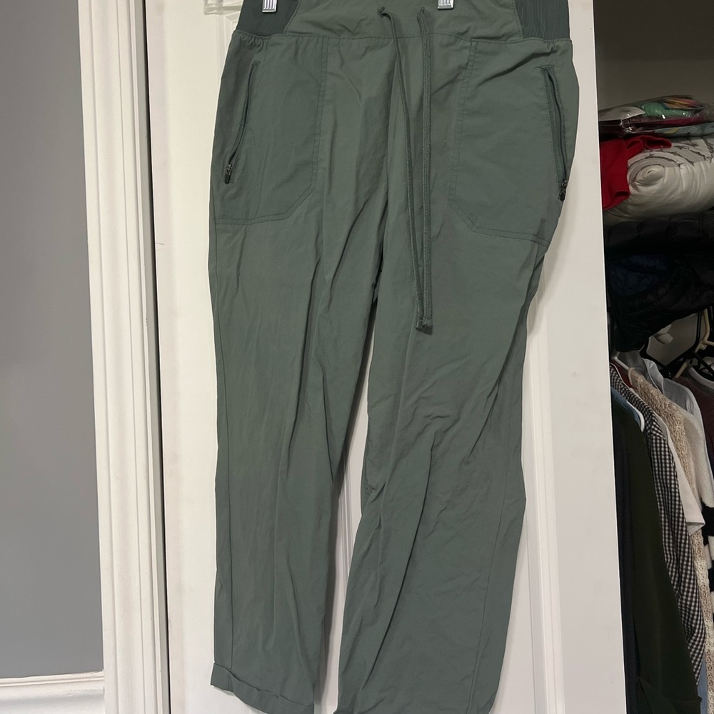 Eddie Bauer capri pants